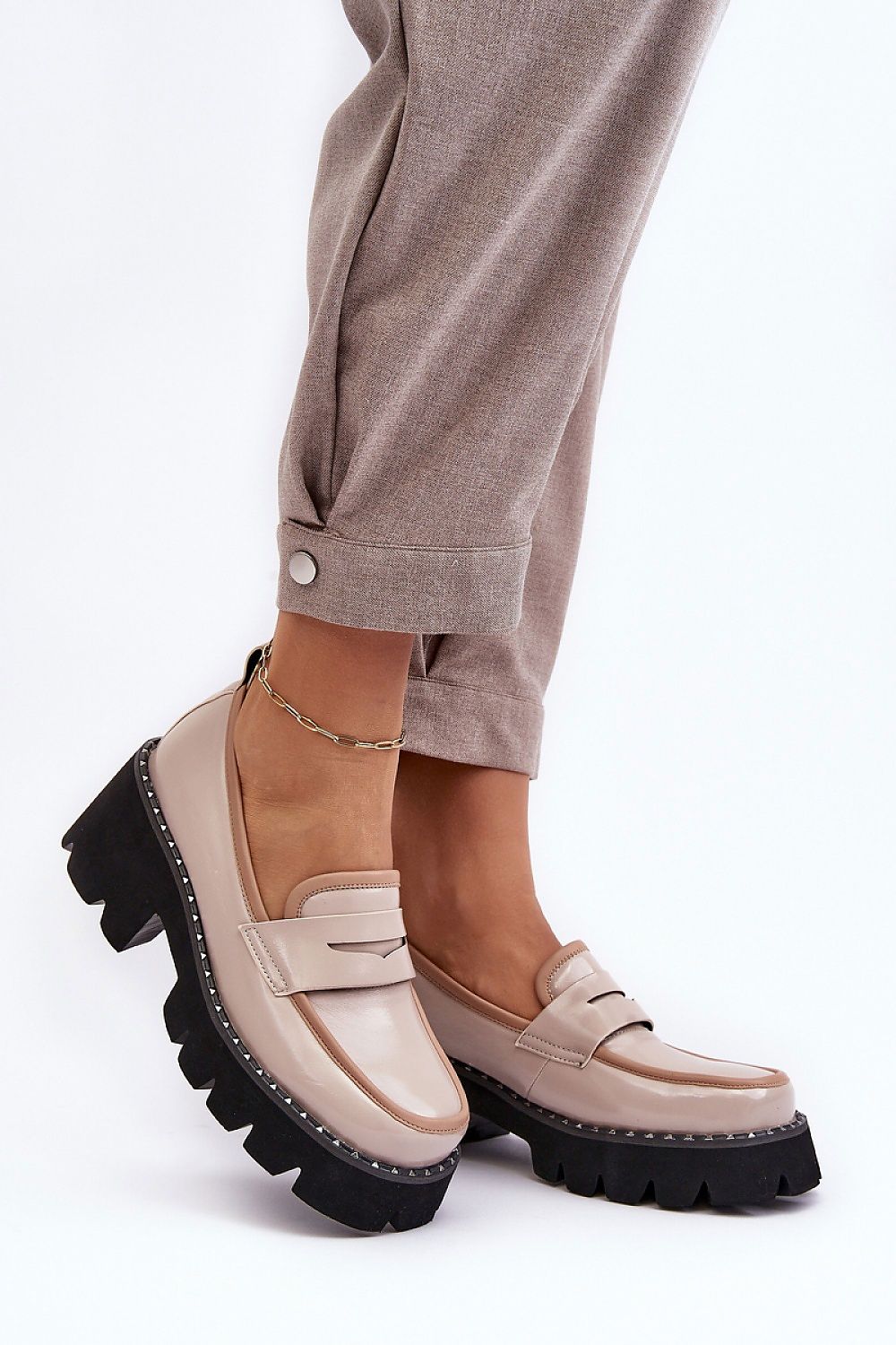 Moccassins model 187362 Step in style