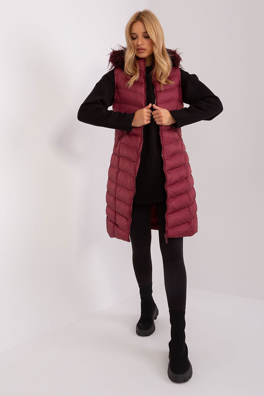 vest model 187443 Rue Paris