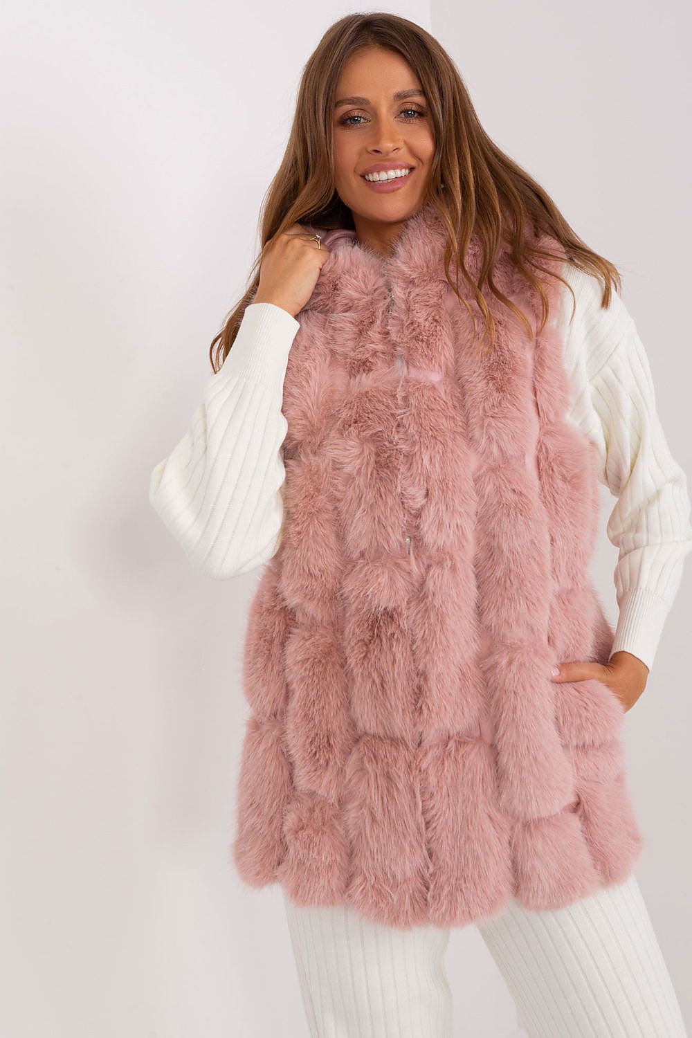 vest model 187594 AT