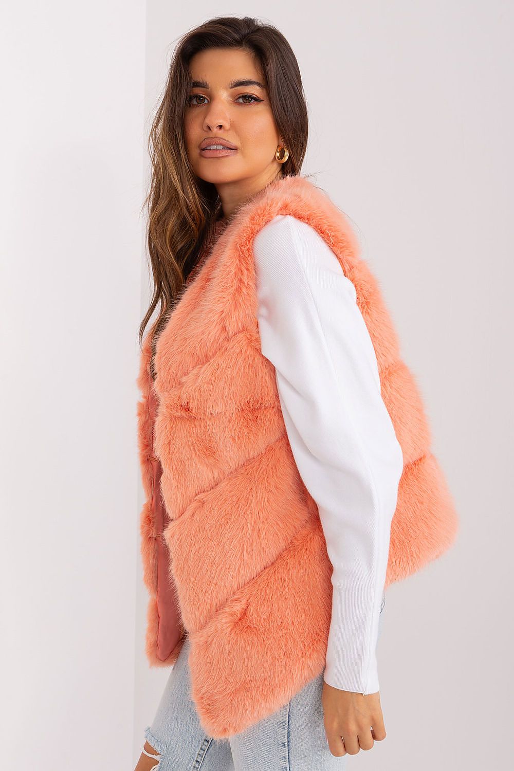 vest model 187739 AT