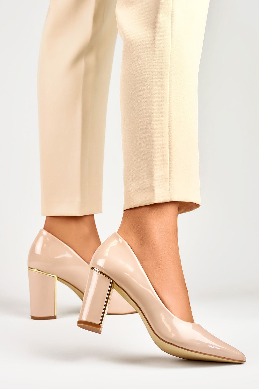 Pumps met dikke hak model 190050 PRIMO