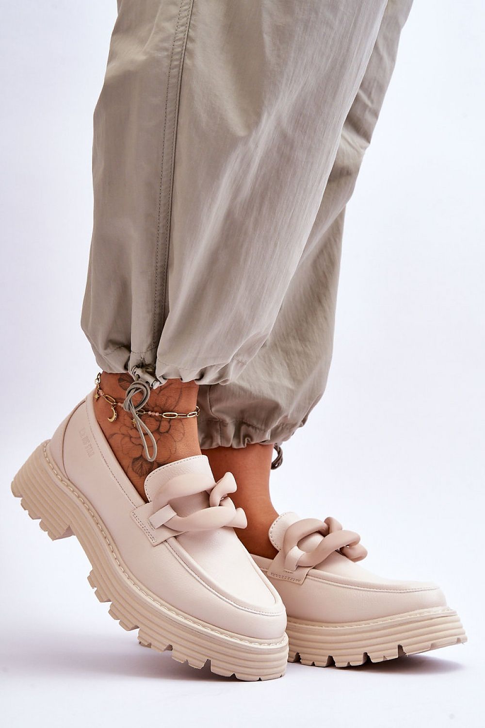 Moccassins model 190182 Step in style