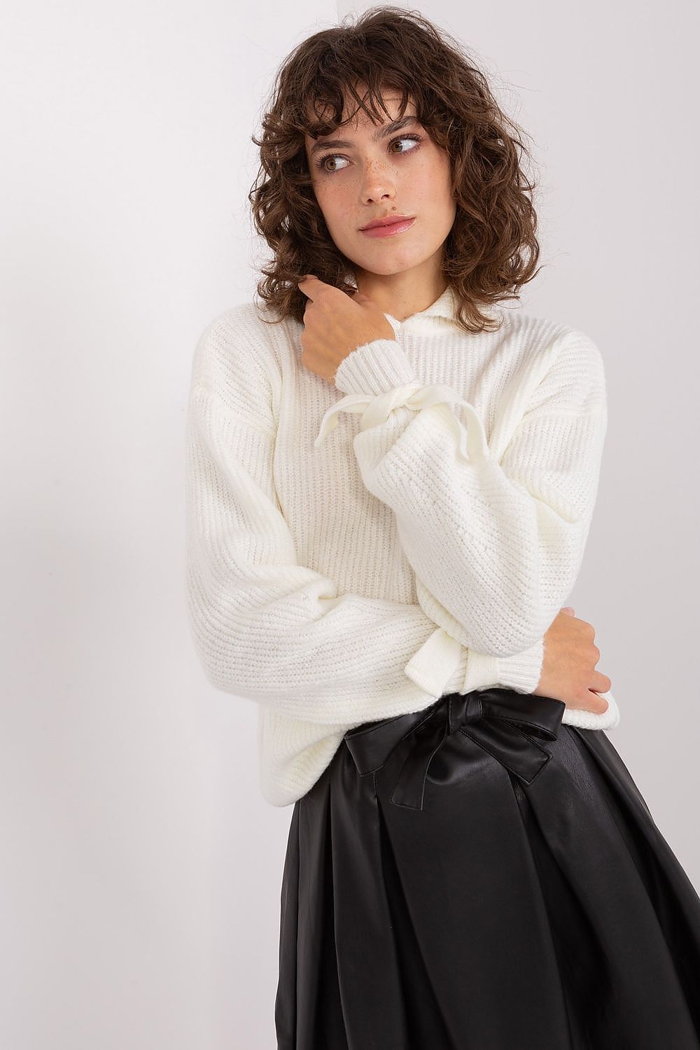 trui model 190230 Badu