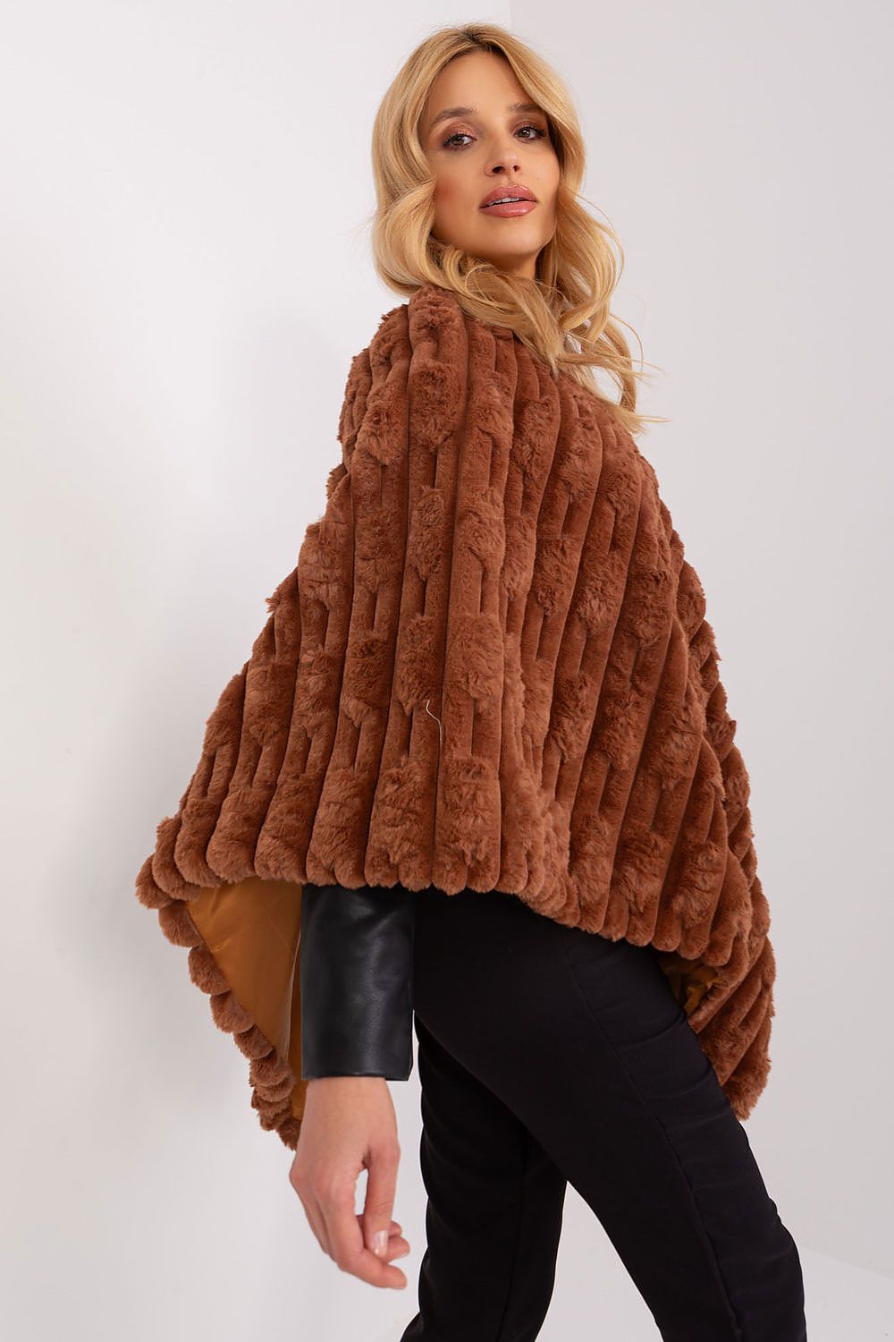 poncho model 190856 AT