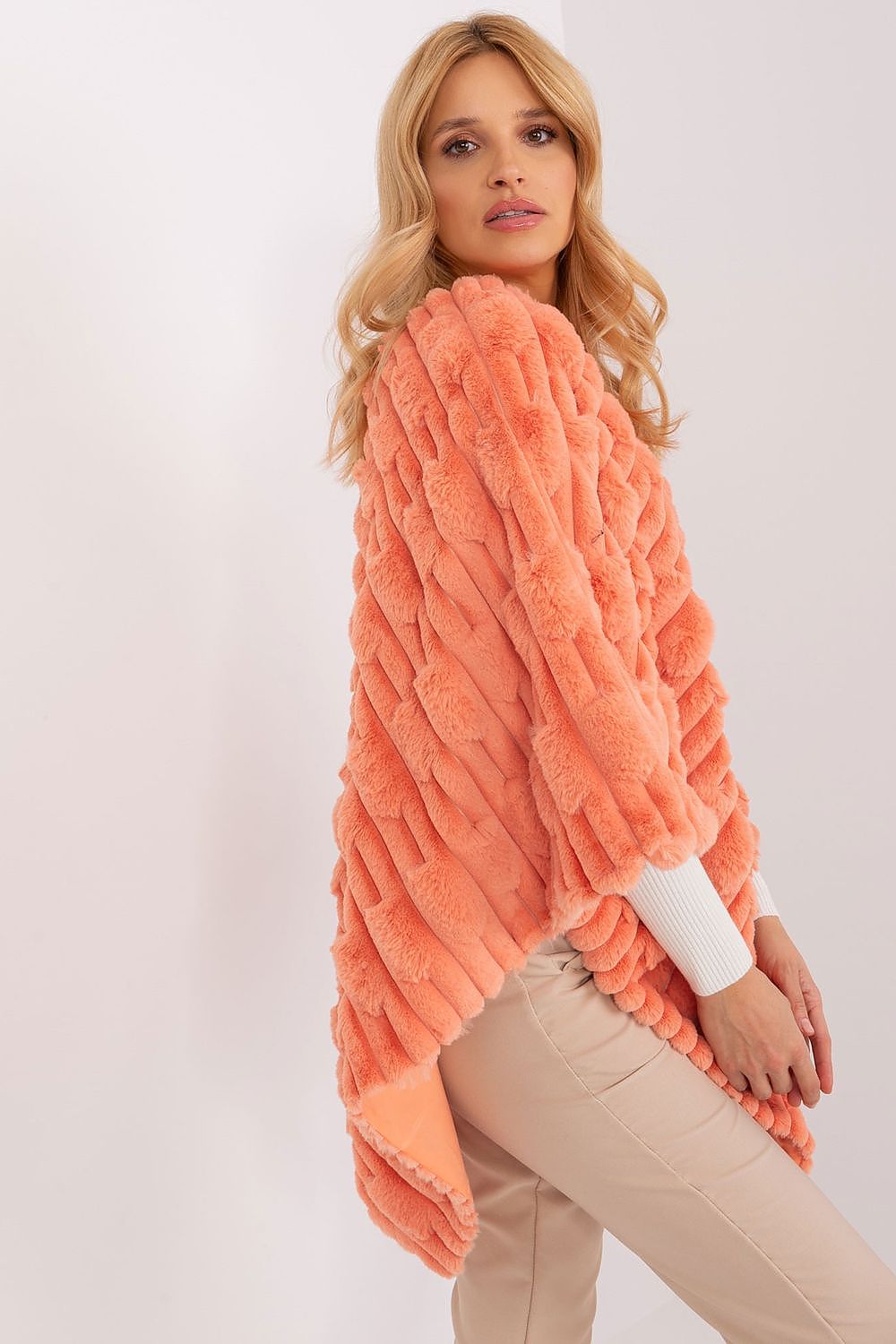 poncho model 190857 AT