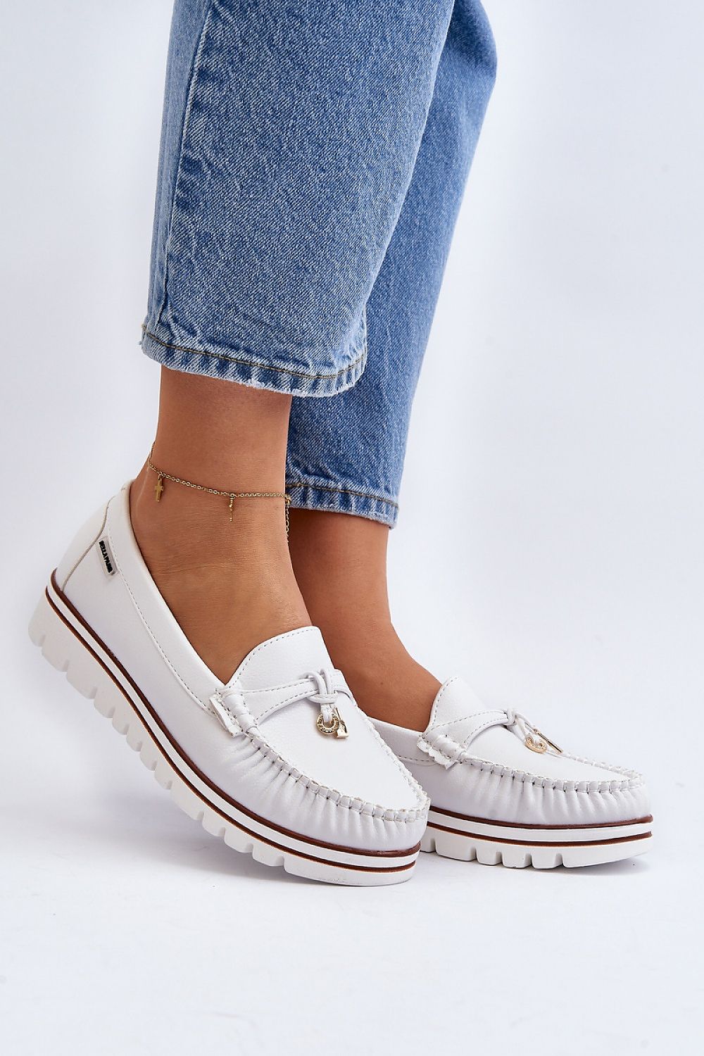 Moccassins model 192902 Step in style