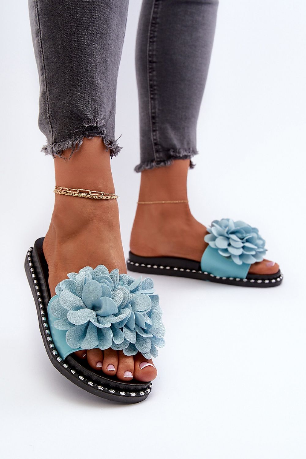 slippers model 194703 Step in style