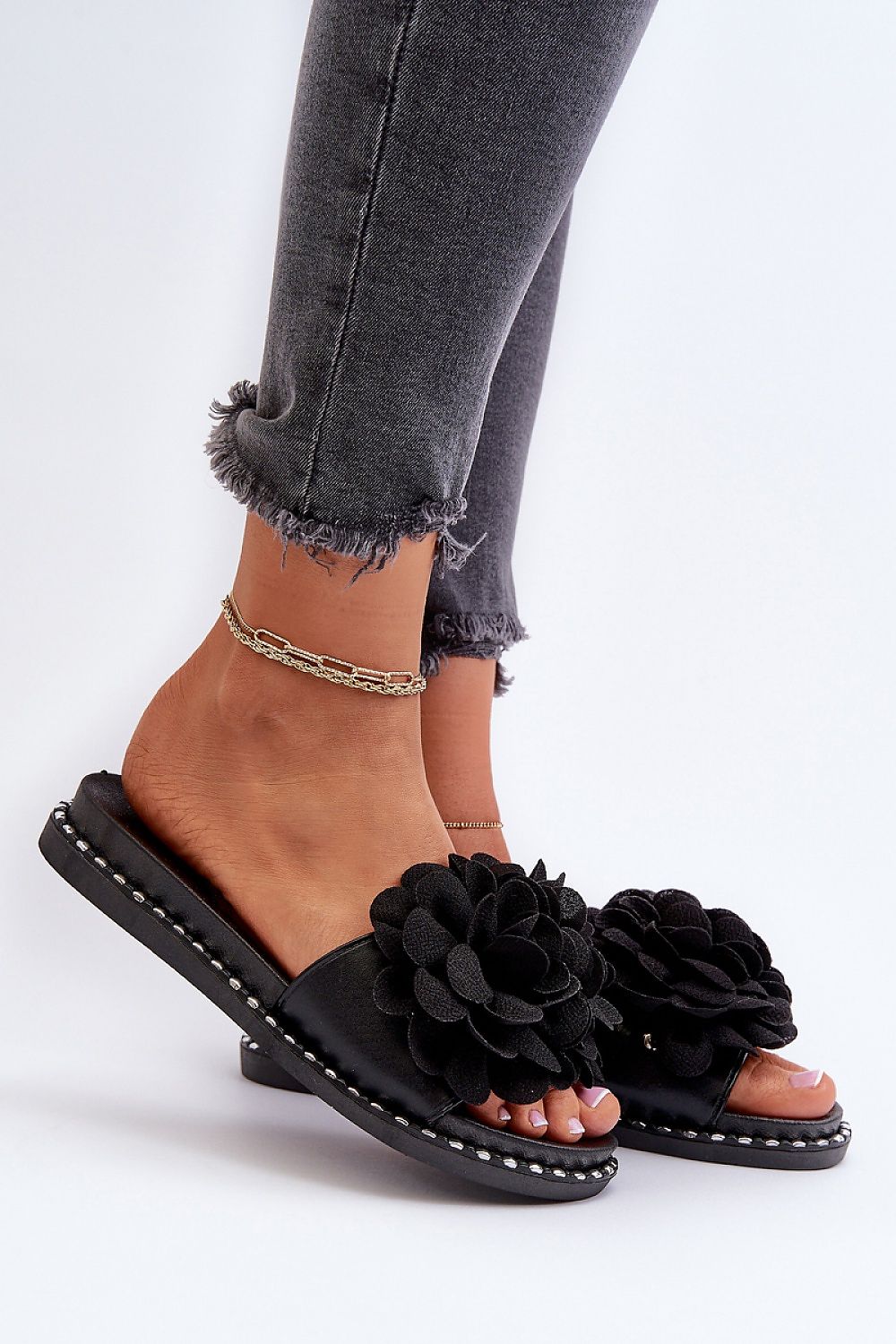 slippers model 194704 Step in style