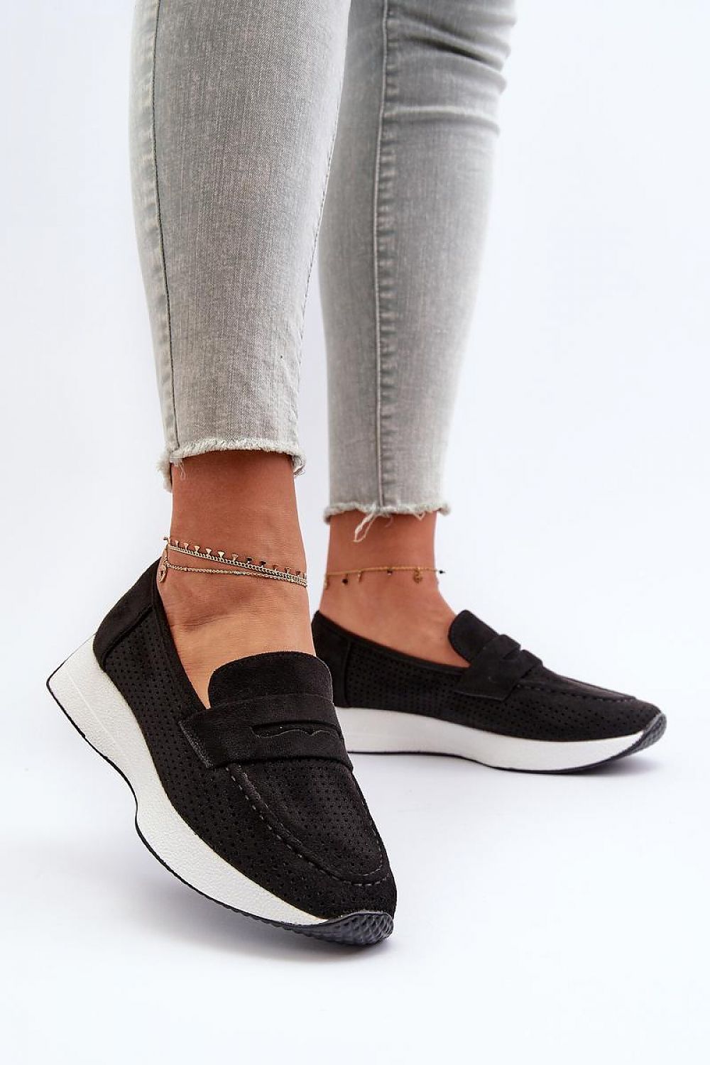 Moccassins model 195718 Step in style