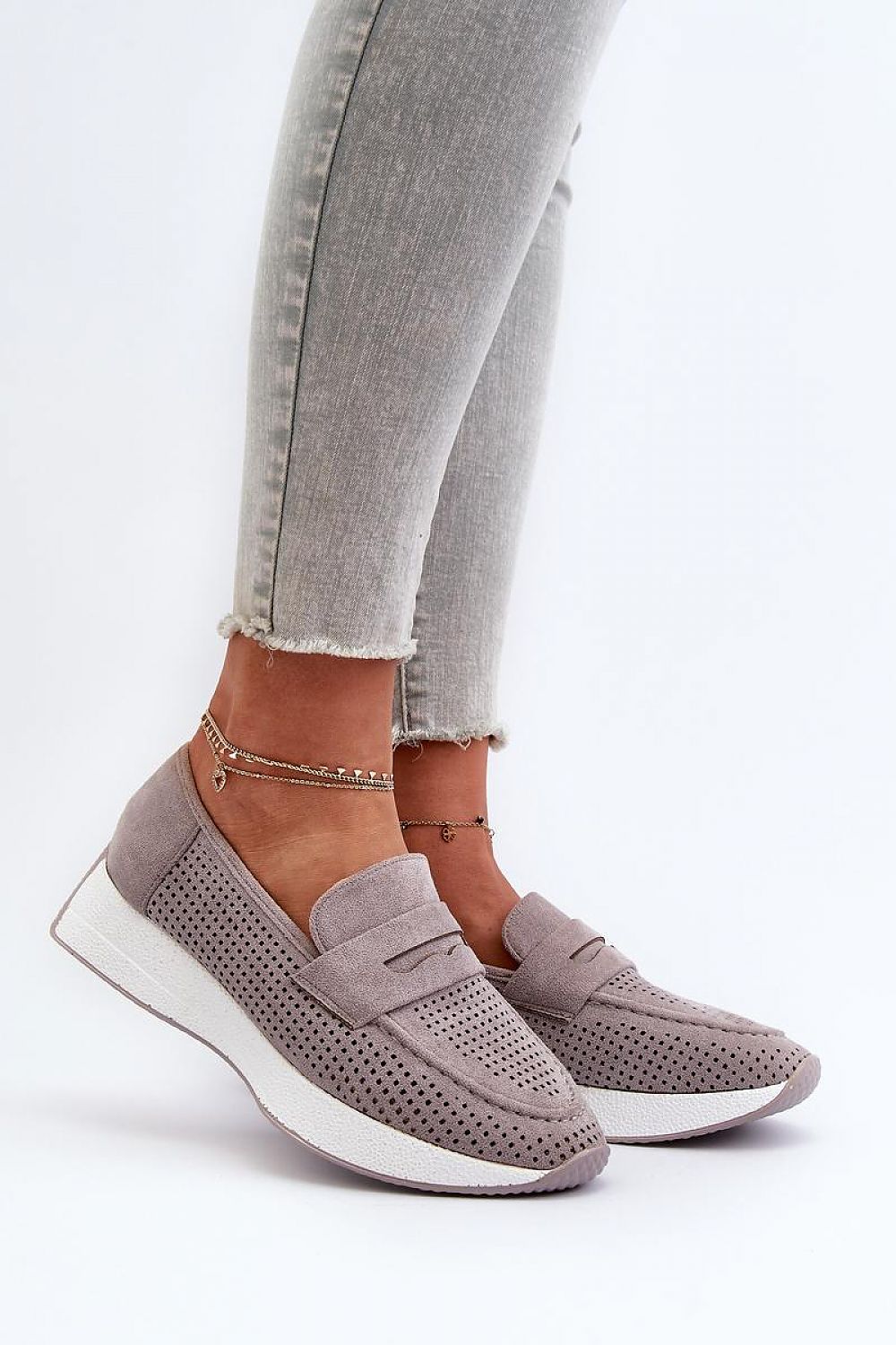 Moccassins model 195720 Step in style