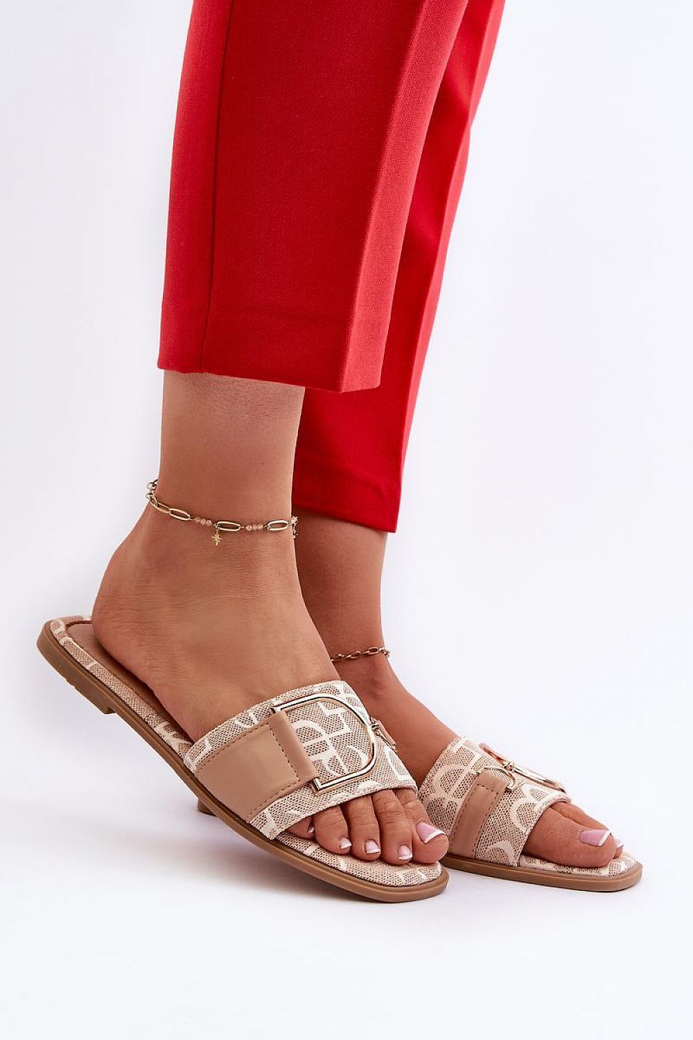 slippers model 196943 Step in style