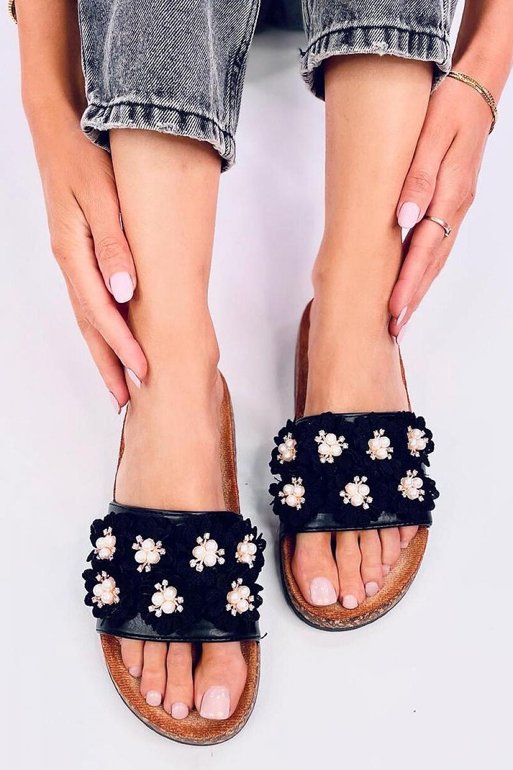 slippers model 197261 Inello