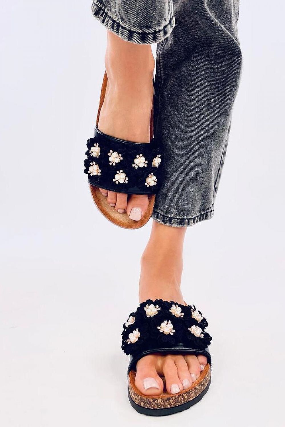 slippers model 197261 Inello
