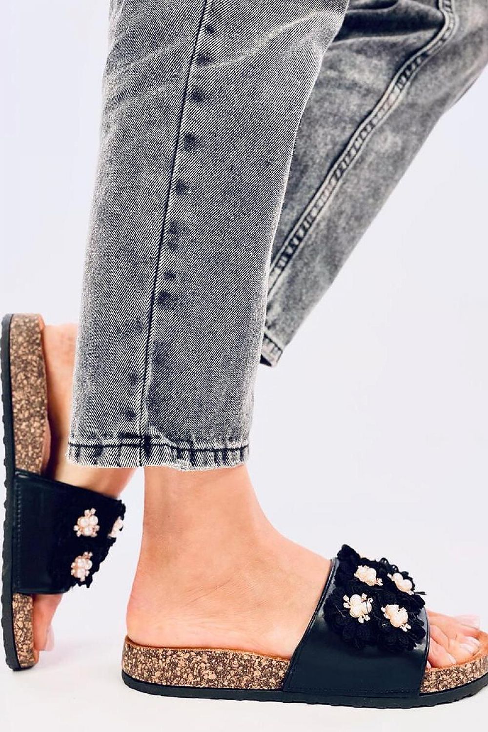 slippers model 197261 Inello