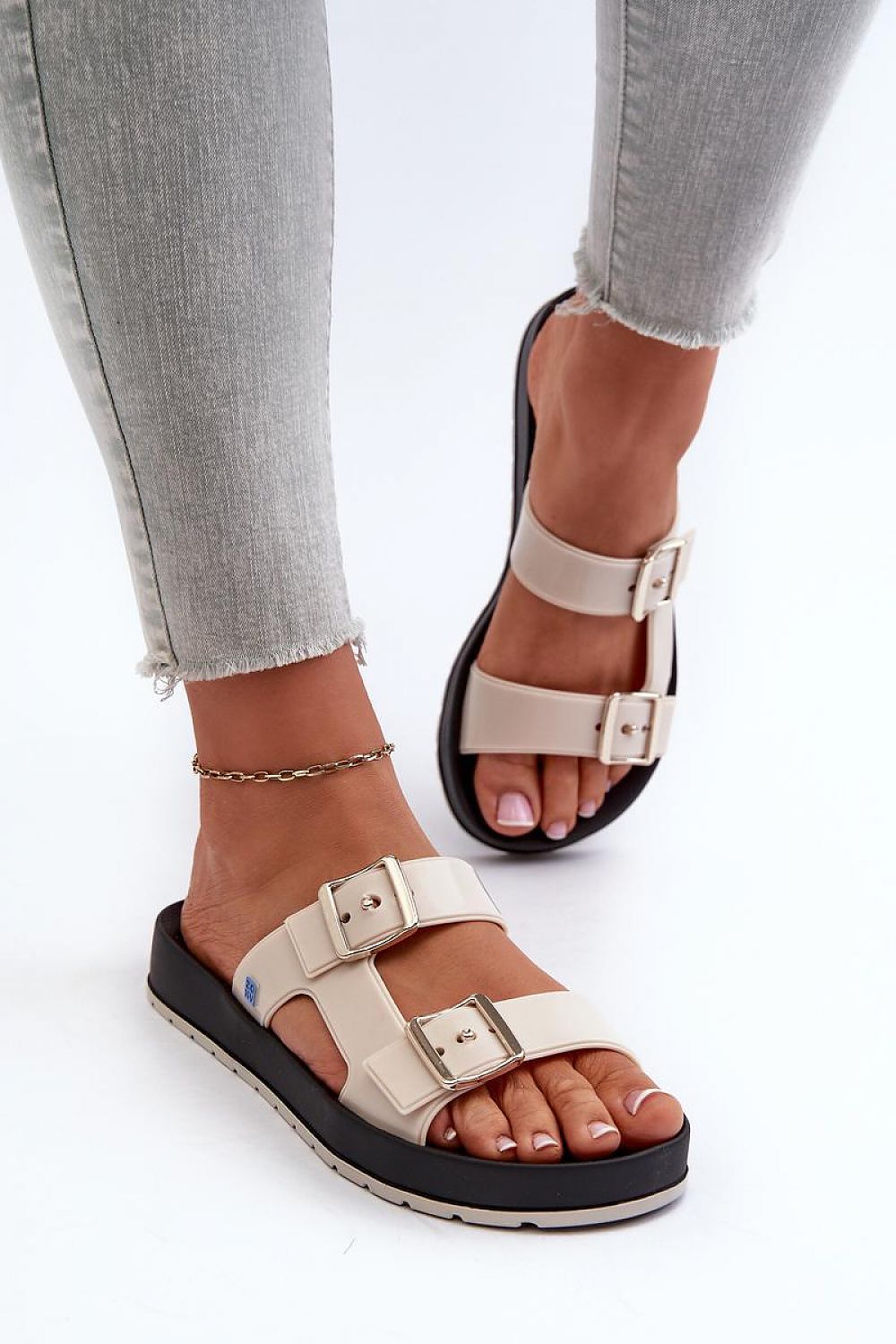 slippers model 197654 Step in style