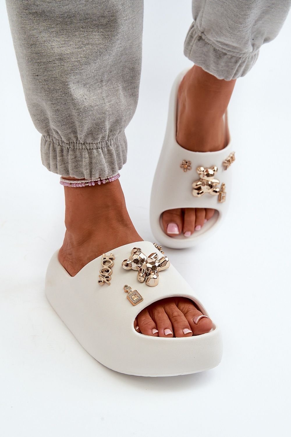 slippers model 198427 Step in style