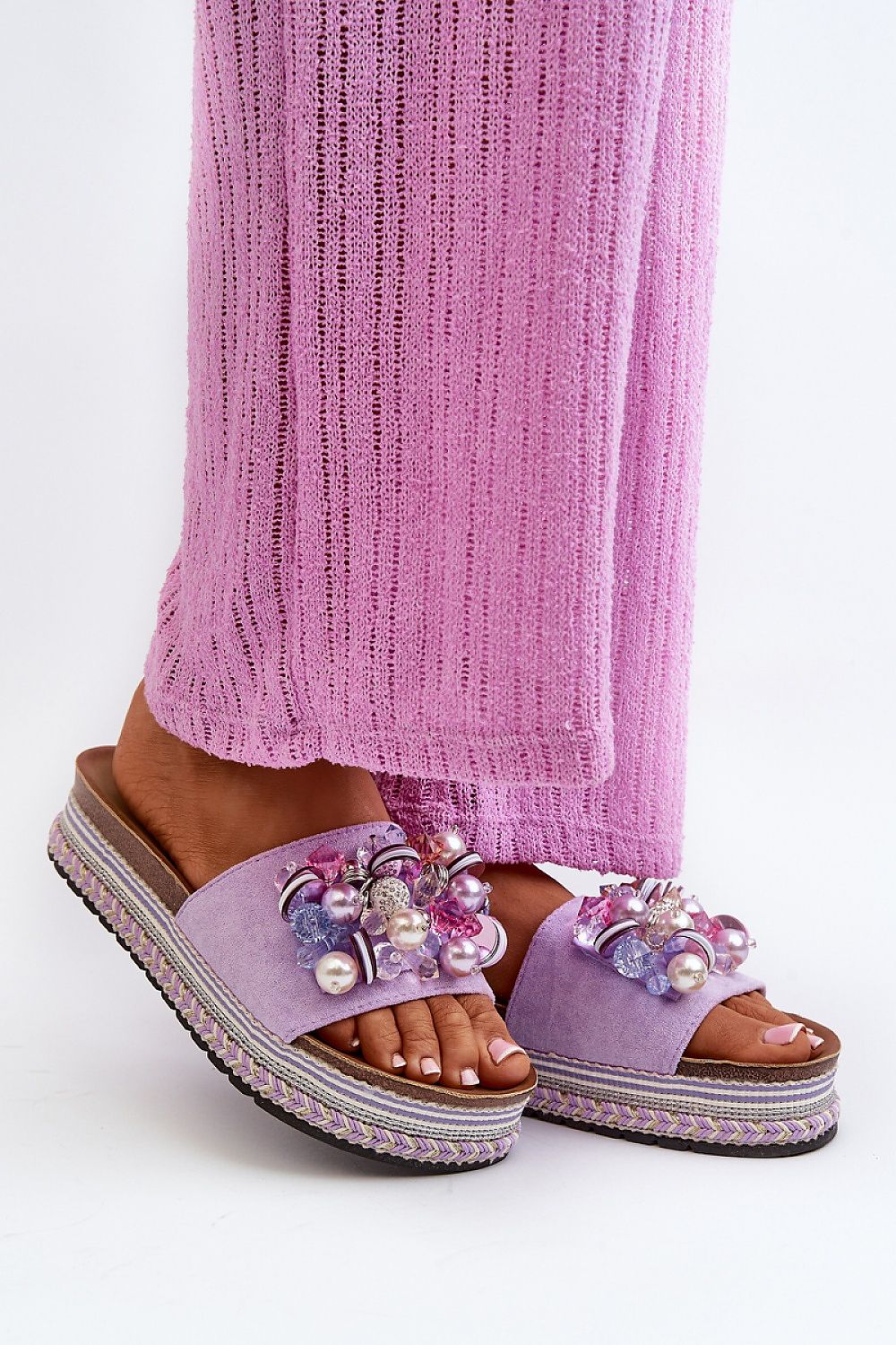 slippers model 198433 Step in style