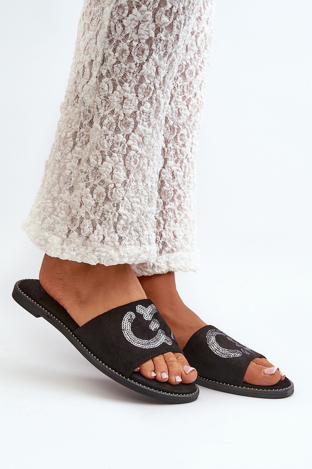 slippers model 198616 Step in style