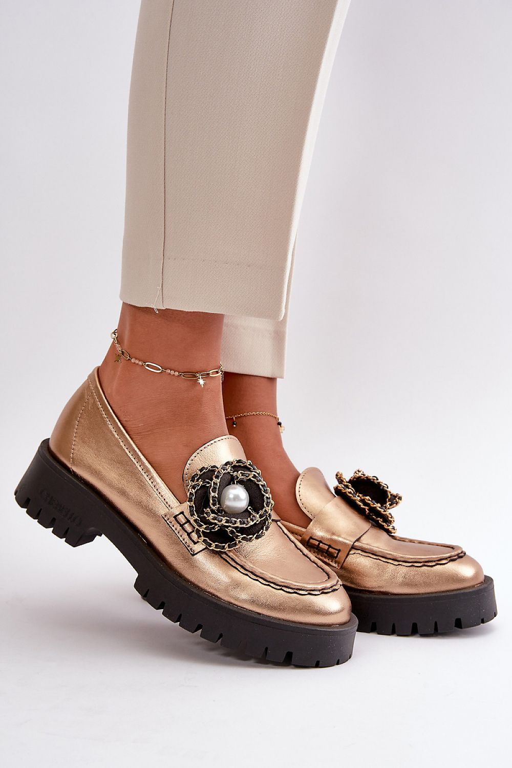 Moccassins model 199093 Step in style