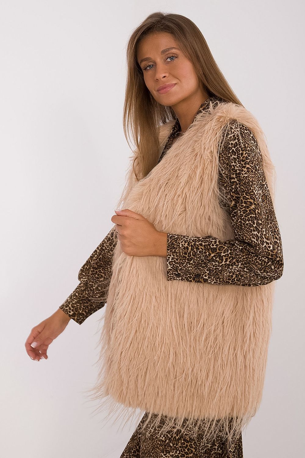 vest model 199759 AT