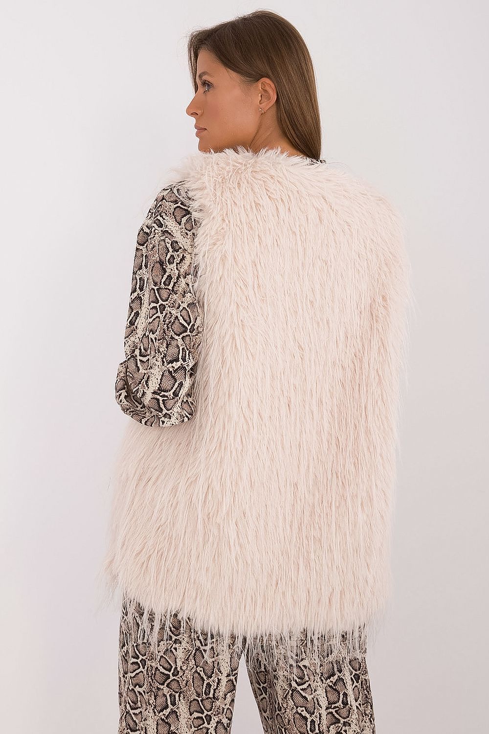 vest model 199763 AT