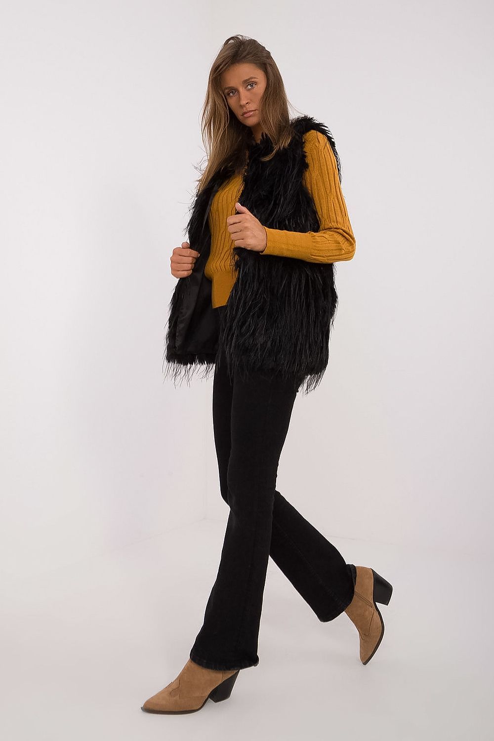 vest model 199766 AT