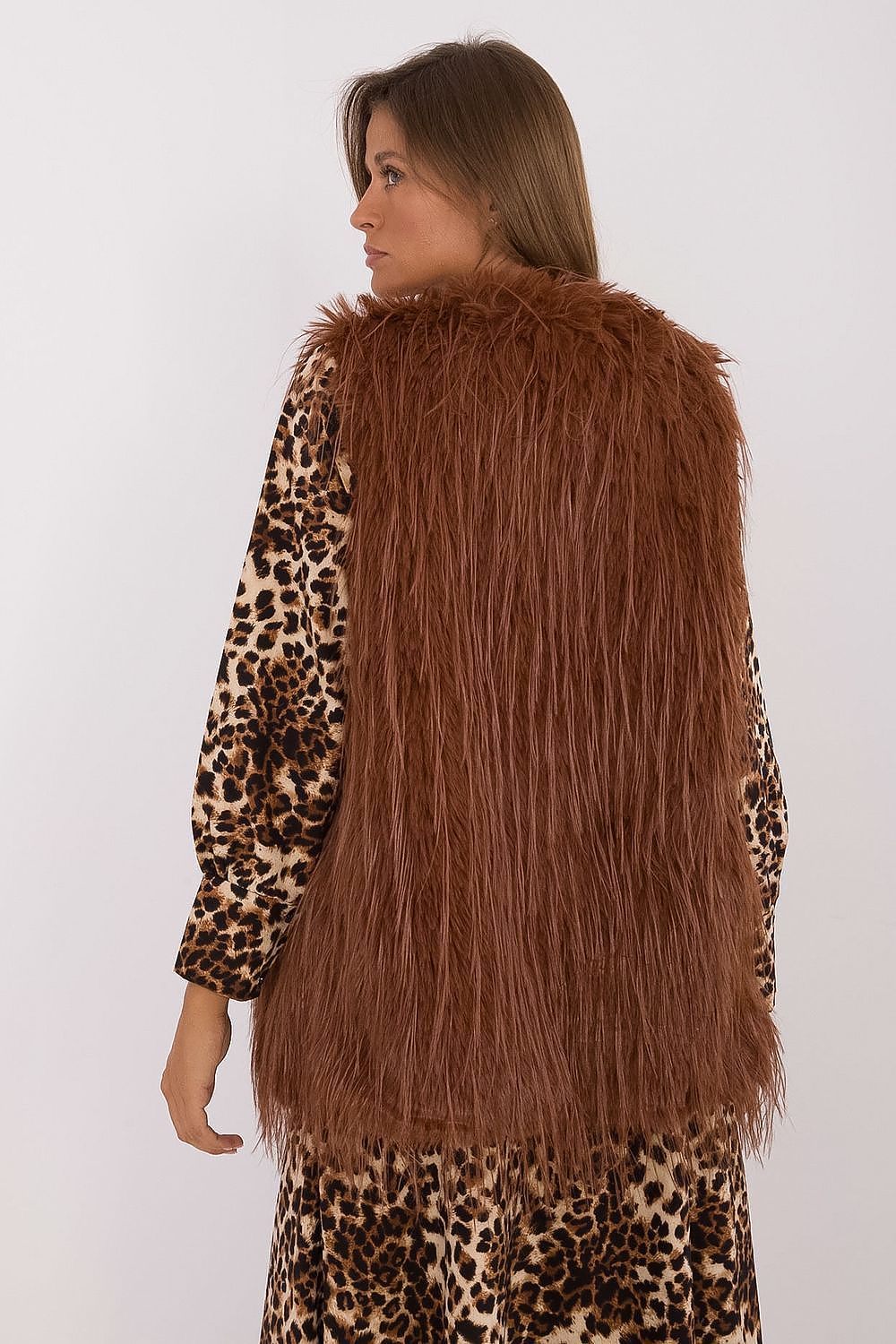 vest model 199767 AT