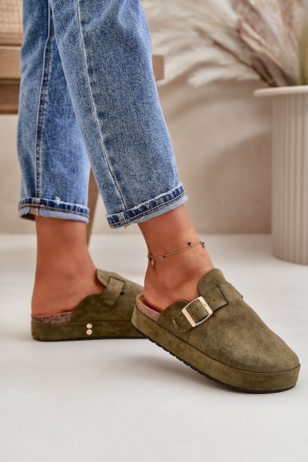slippers model 200120 Step in style