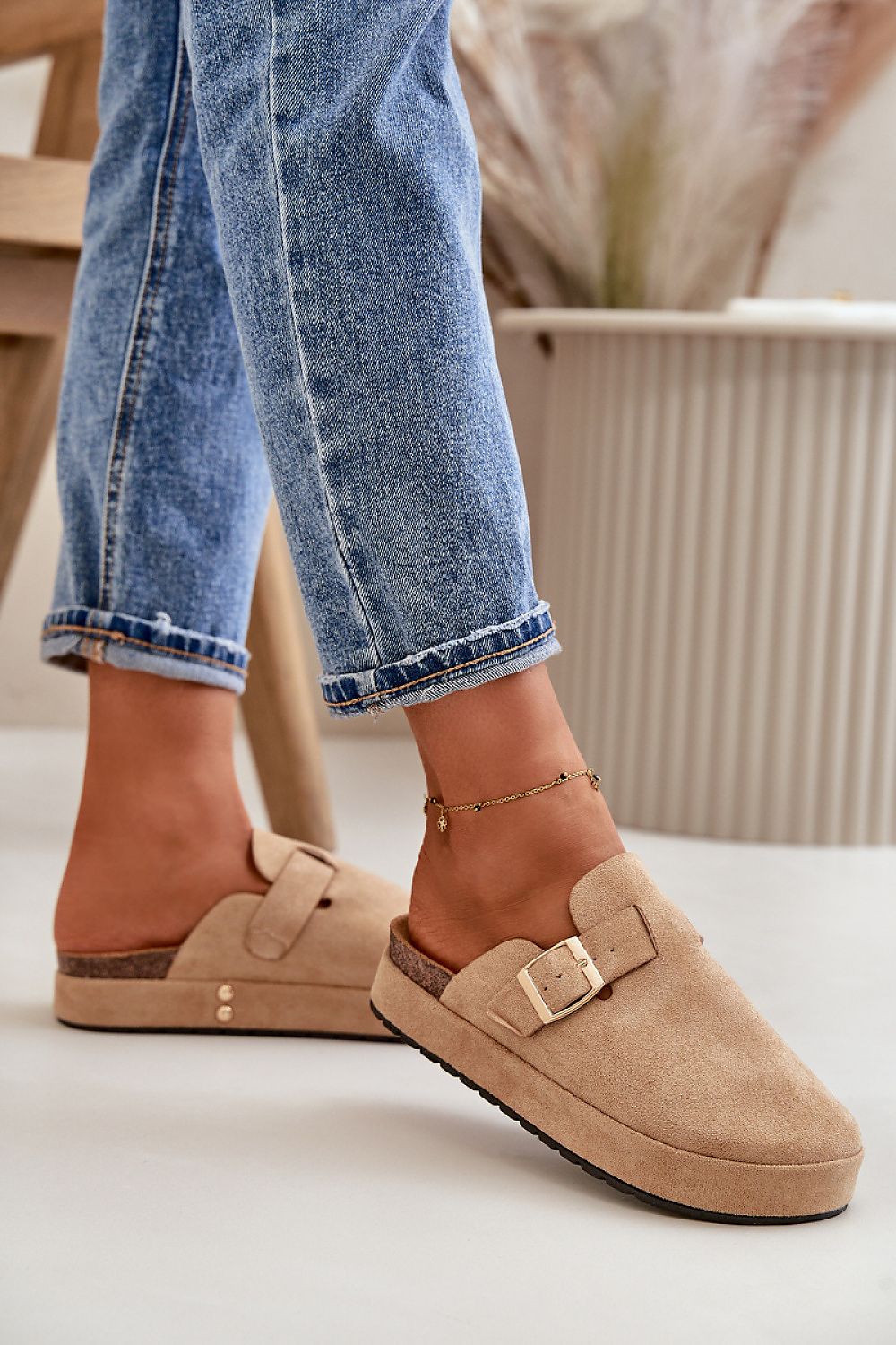 slippers model 200121 Step in style