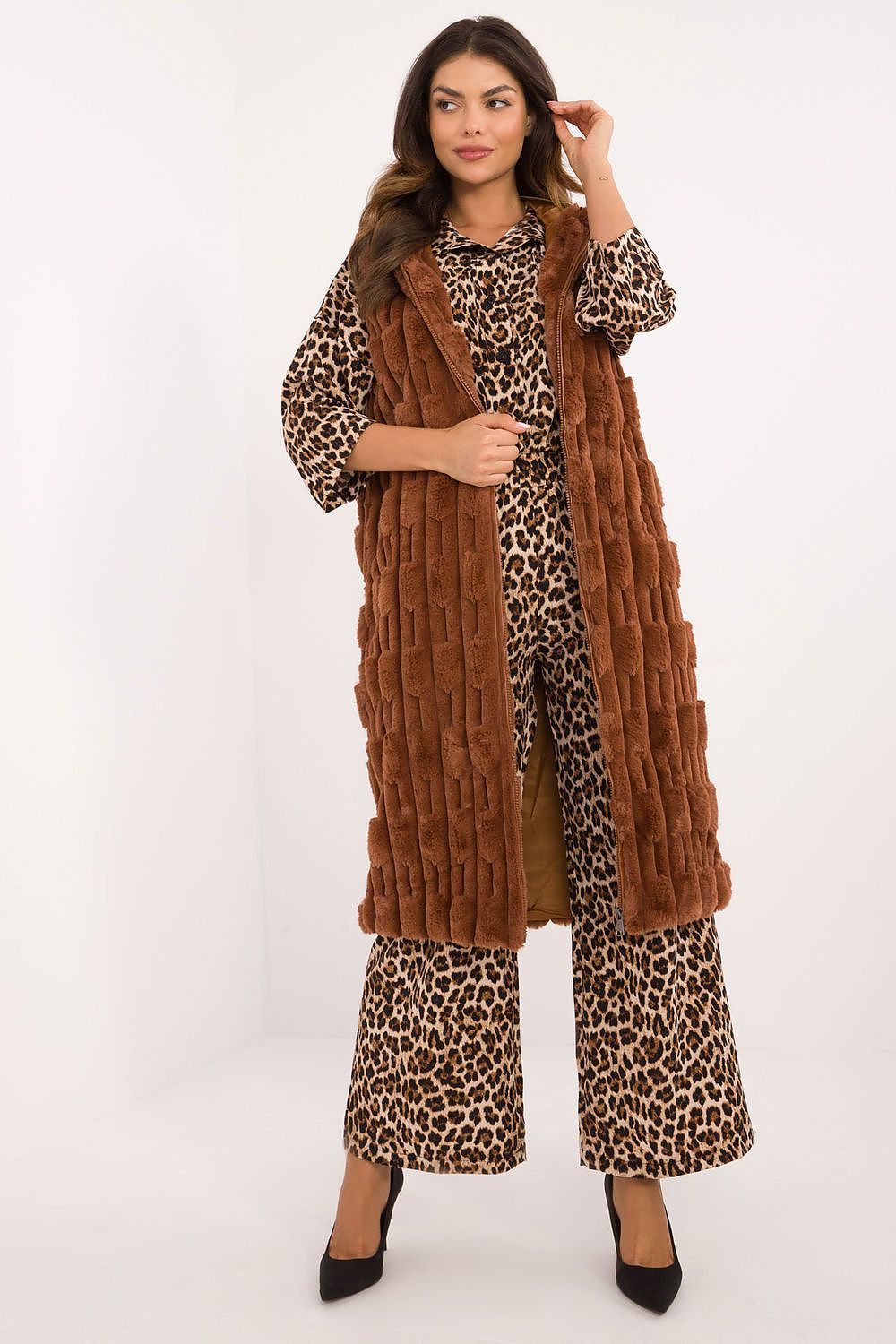 vest model 200208 AT