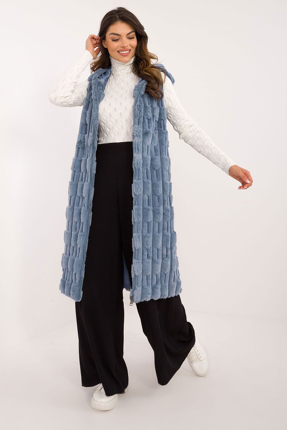 vest model 200209 AT