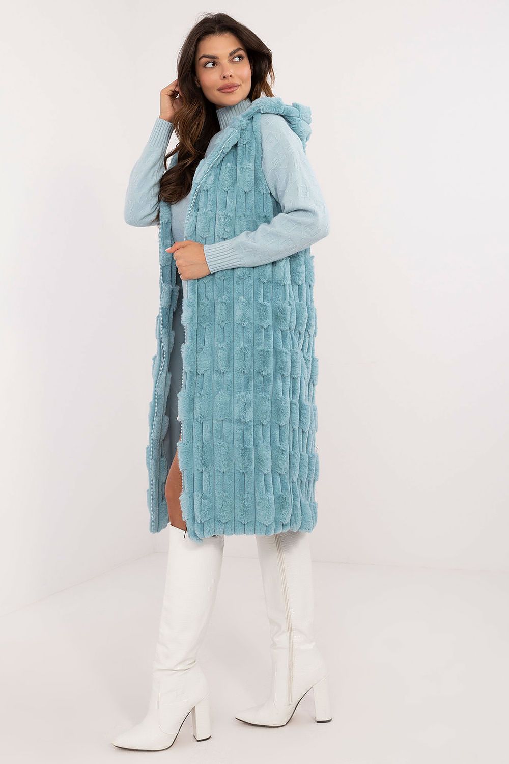 vest model 200521 AT