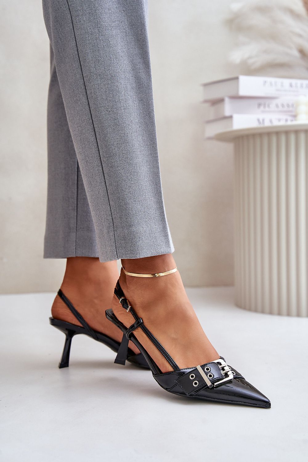 naaldhakken model 202796 Step in style