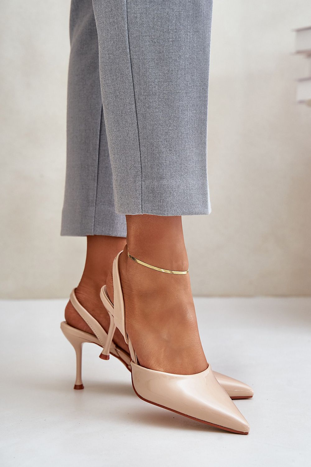 naaldhakken model 202797 Step in style