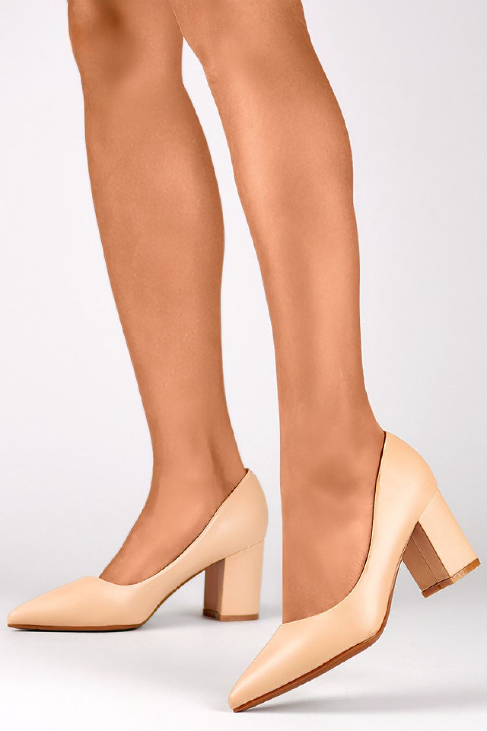 Pumps met dikke hak model 203054 PRIMO