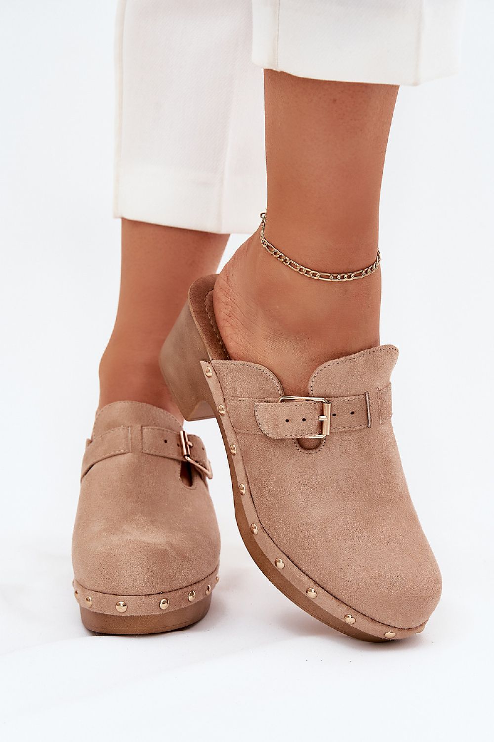 slippers model 214124 Step in style