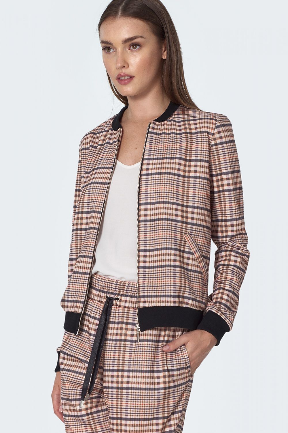 jasje model 148091 Nife