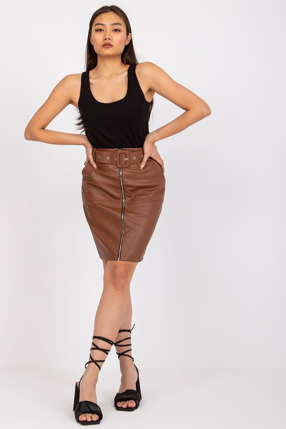 rok model 167377 Italy Moda
