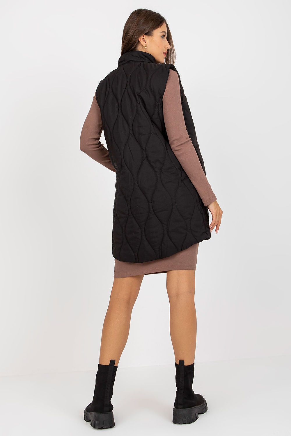 vest model 170350 Rue Paris