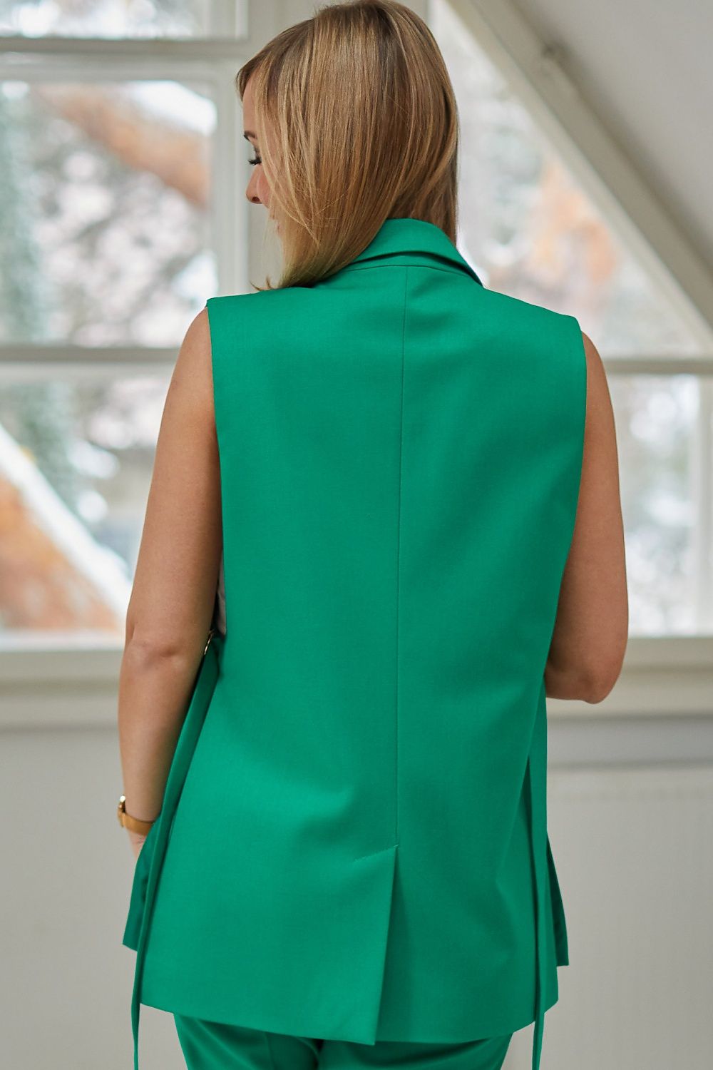 vest model 178214 La Aurora