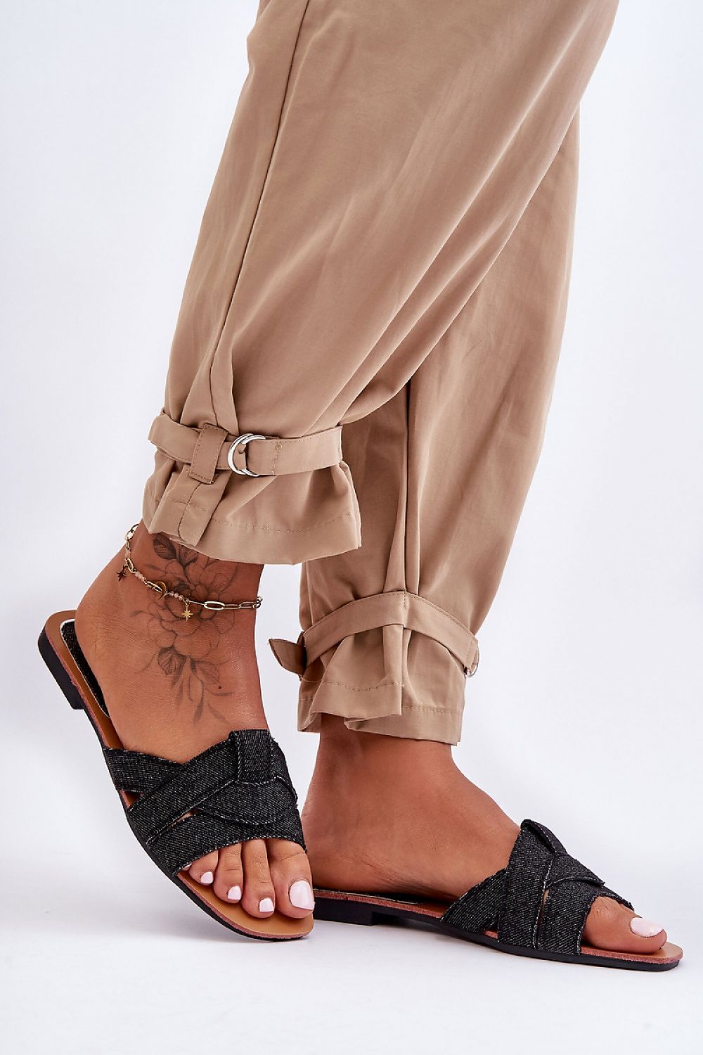slippers model 183492 Step in style