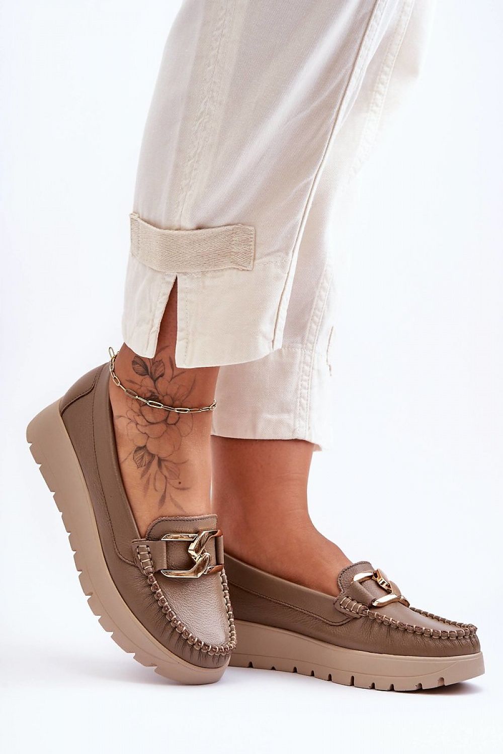 Moccassins model 184005 Step in style