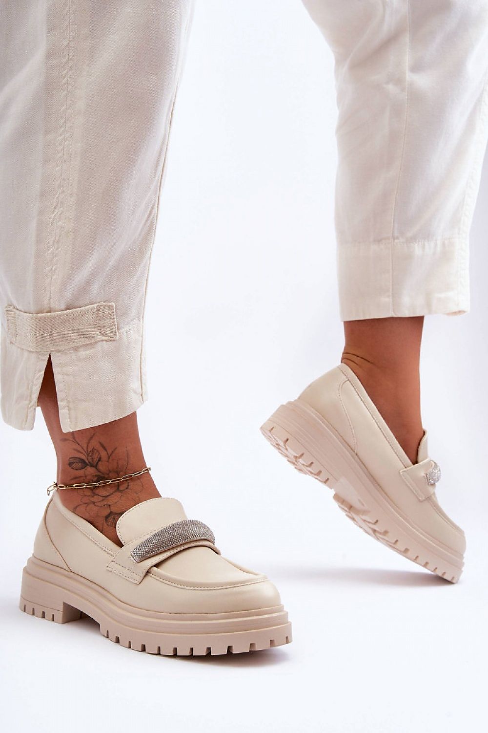 Moccassins model 184011 Step in style