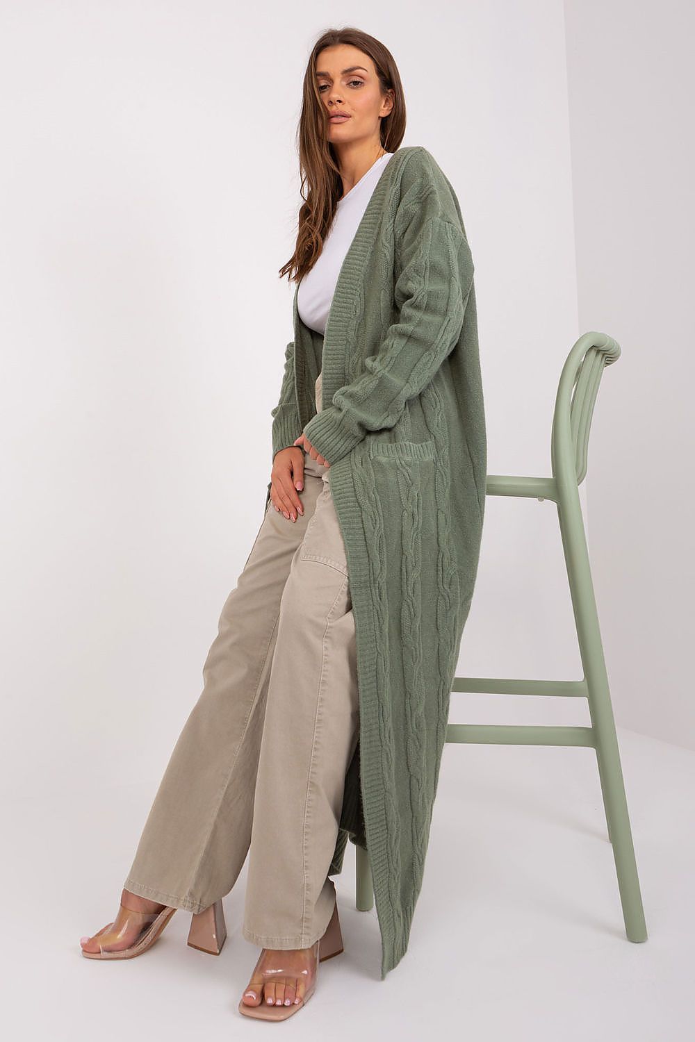 cardigan model 185967 AT