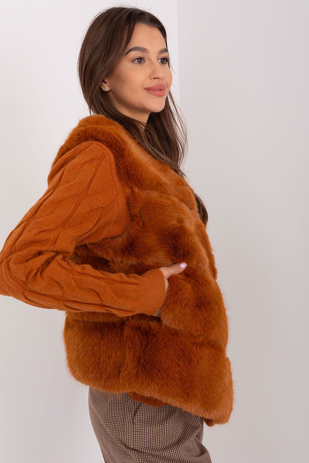 vest model 186712 AT