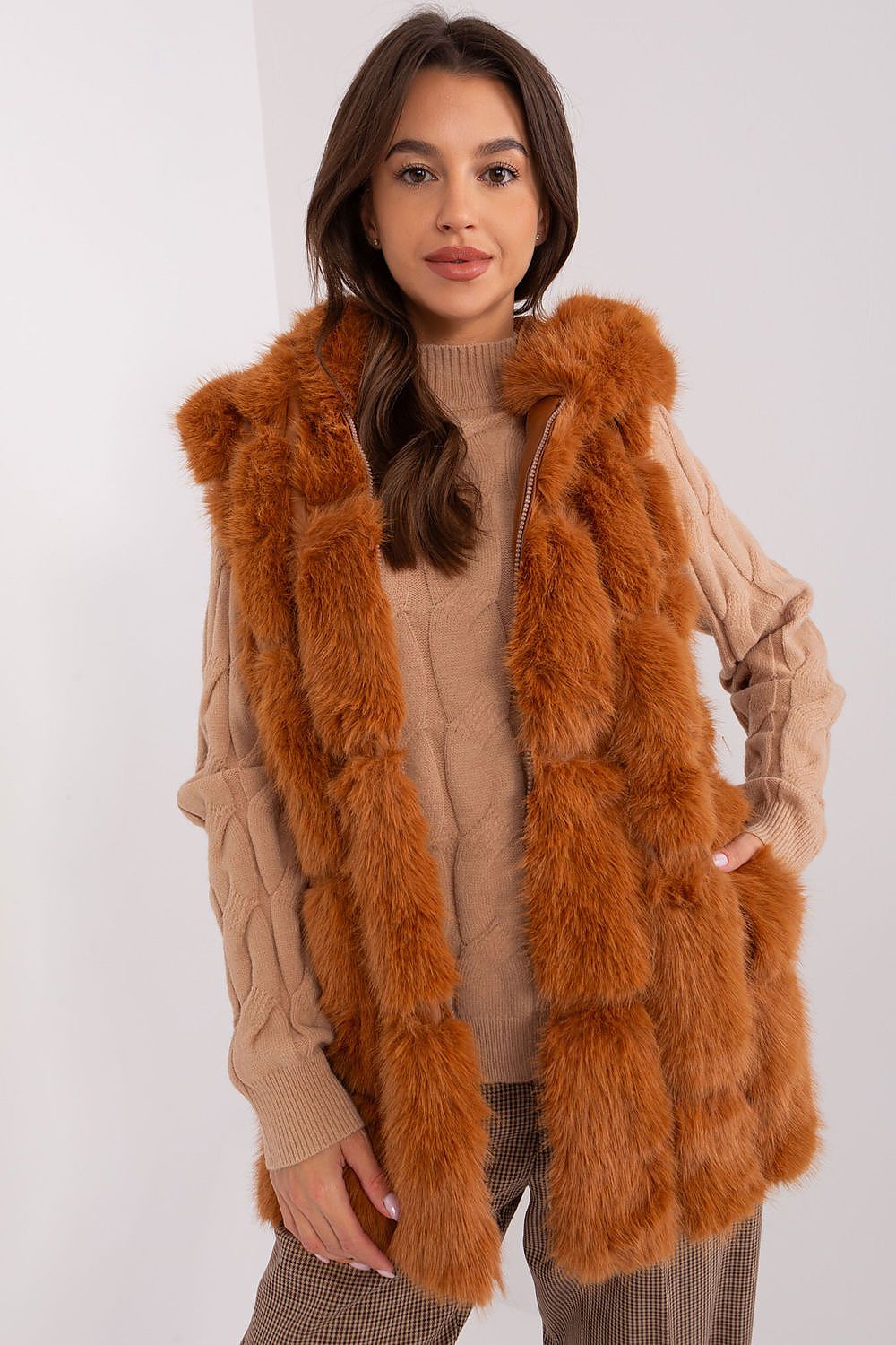 vest model 186718 AT