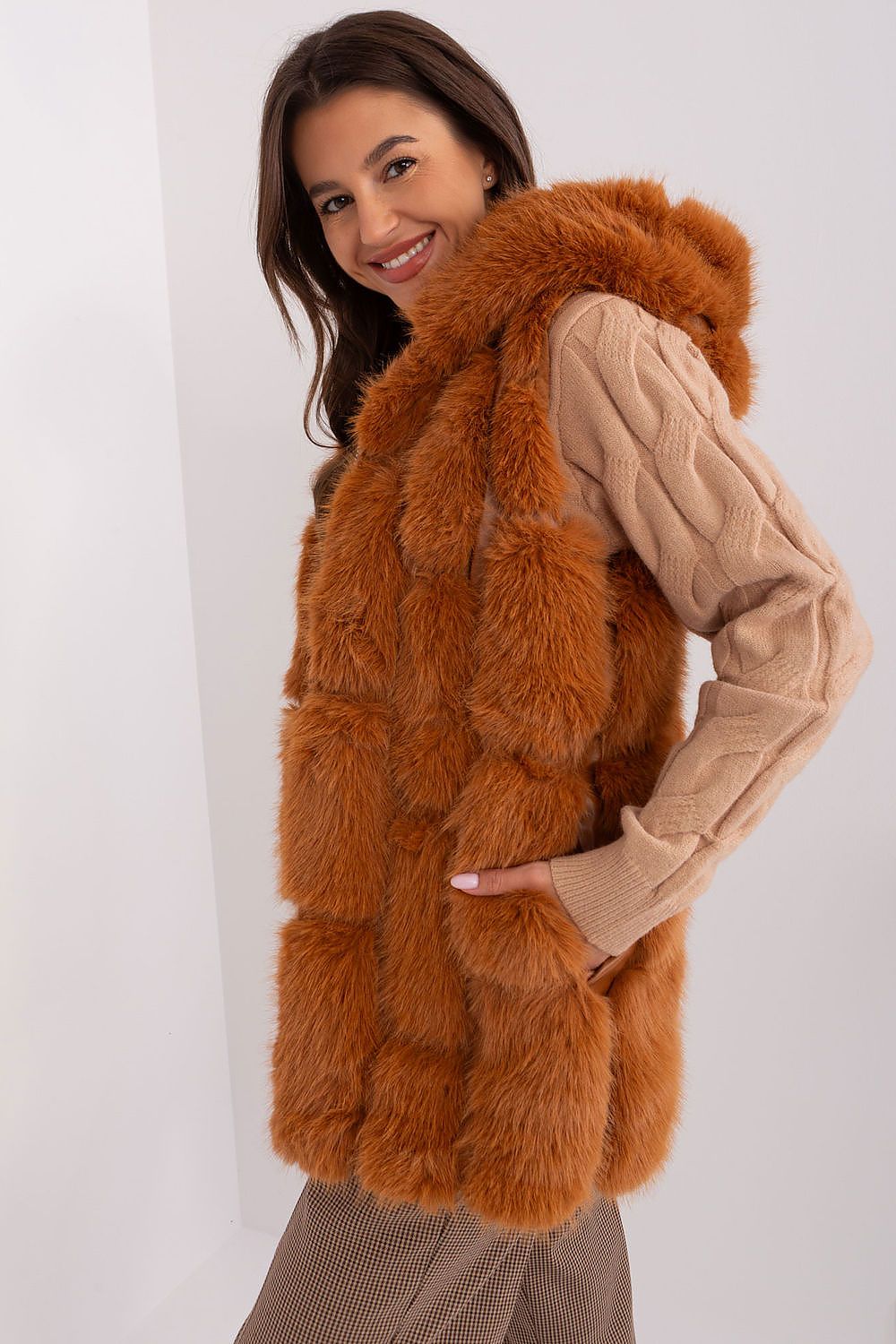 vest model 186718 AT