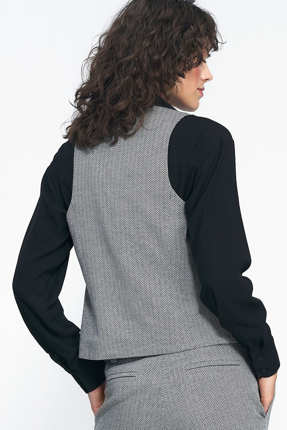 vest model 186845 Nife