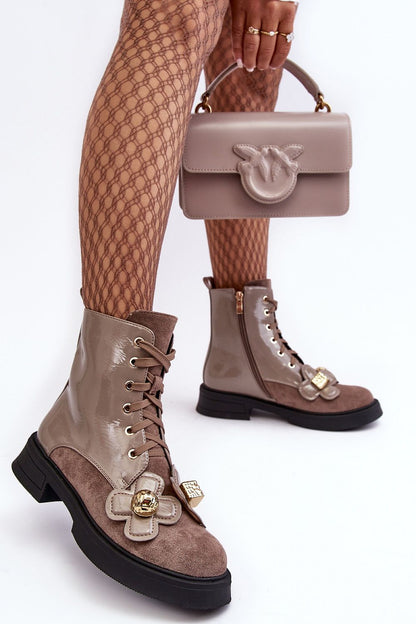  Laarsjes model 187344 Step in style 