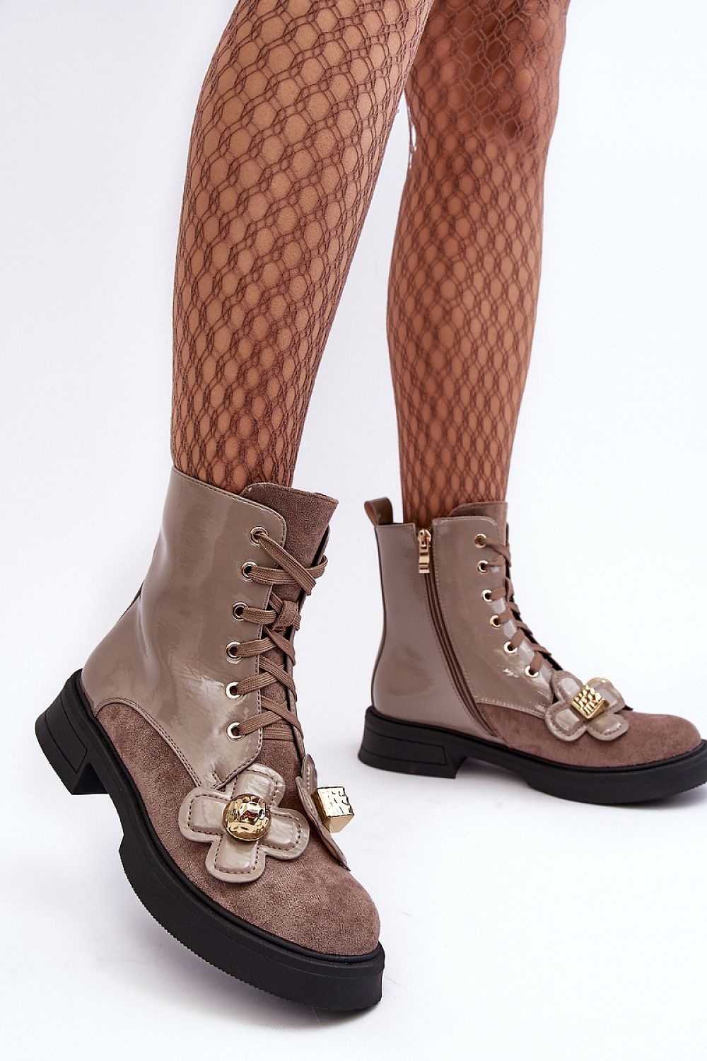  Laarsjes model 187344 Step in style 